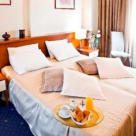 Plaza Hotel, Philian And 3* Tesalónica
